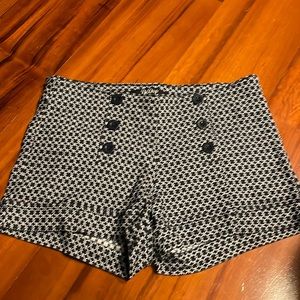 Ladies shorts